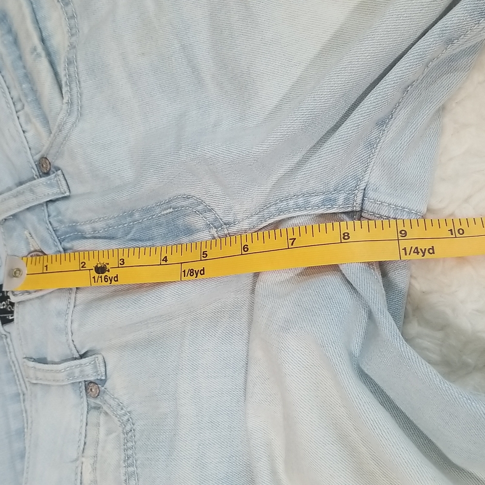 Rewash Ripped ligh blue Jean's. Size 5 - Picture 11 of 11